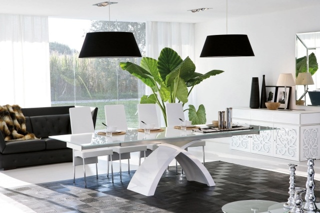 table-salle-manger-extensible-blanche-verre-élégante-chaises-blanches-modernes table salle à manger extensible