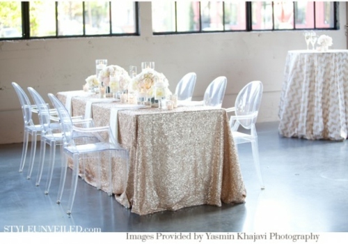 table simple décoration couleurs neutre