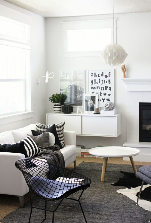 tapis-gris-salon-table-basse-blanche-suspension-blanche-canapé-blanc-élégant tapis gris
