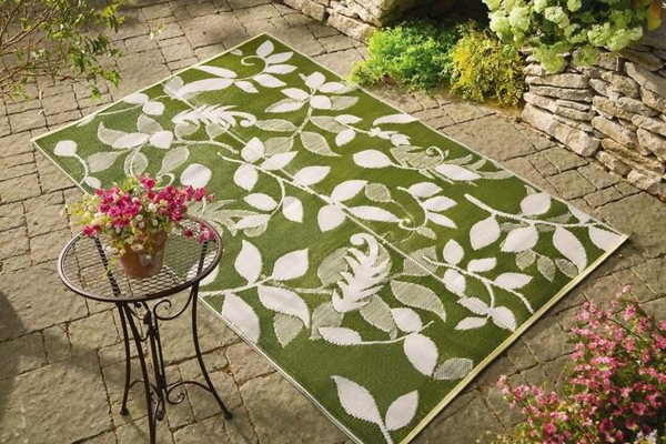 tapis sol exterieur motifs floraux