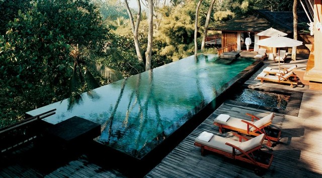 terrasse bois piscine decoration