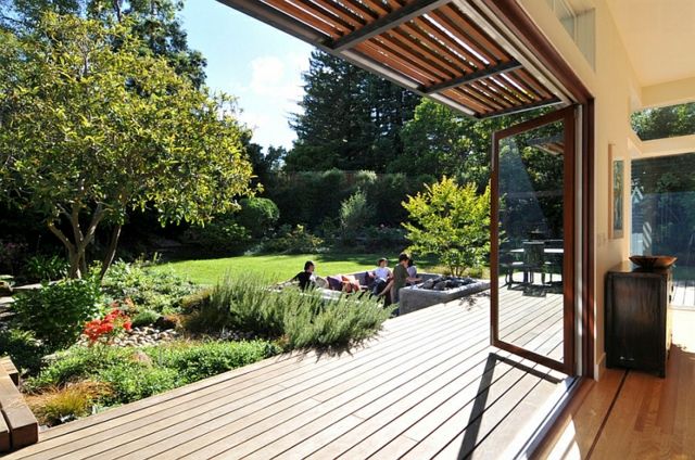 terrasse decaisse assise sol planche ouvert jardin
