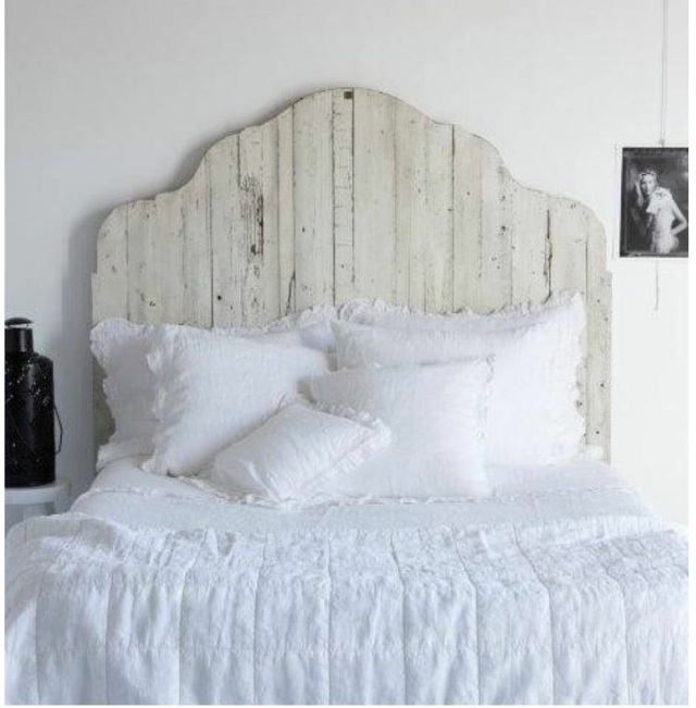 tete de lit haute jete chambre coussins oreillers blanc blancheur