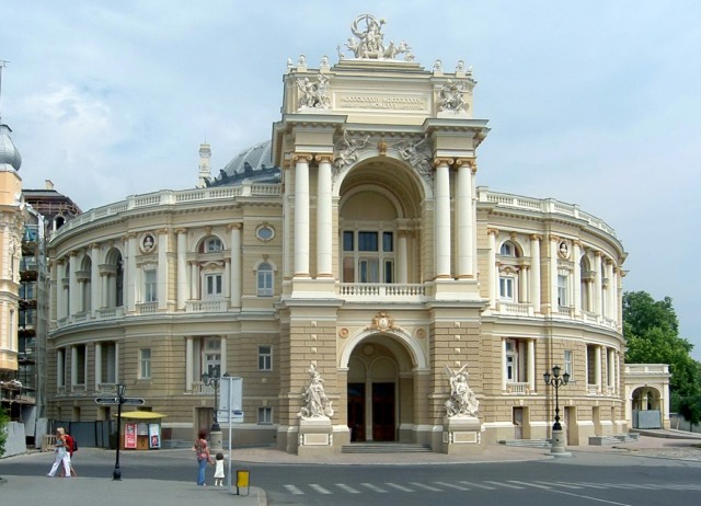 theatre-opera-ballet-Odessa