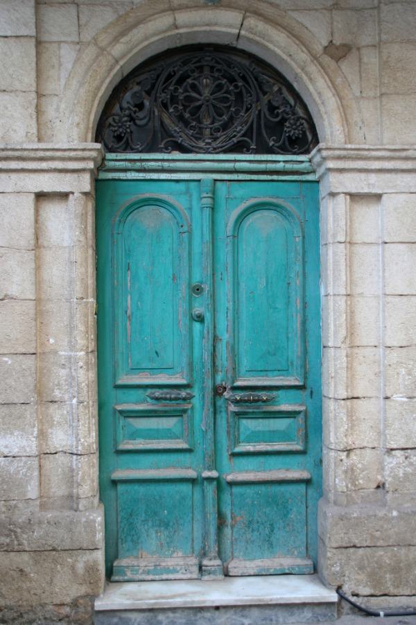porte d'entrée turquoise 