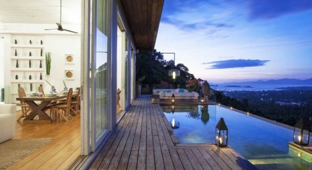 villa luxe idées terrasse bois piscine
