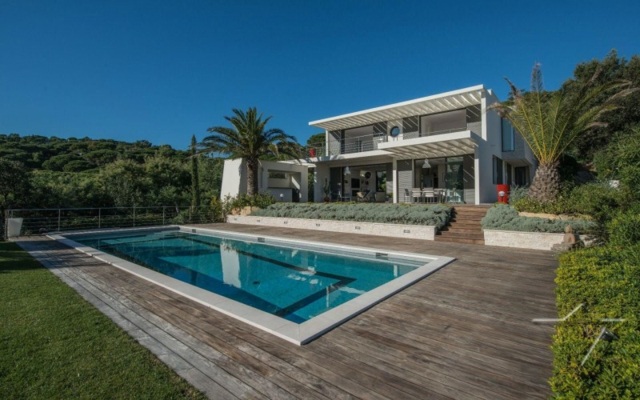 villa olive piscine véranda luxe