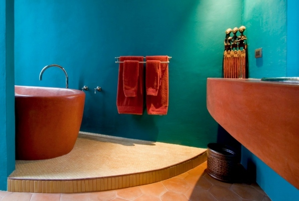 vue baignoire ovale orange salle bain